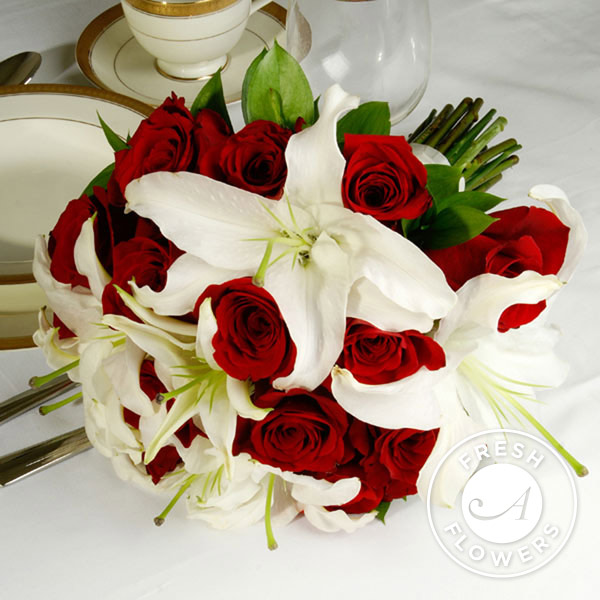 Wedding flowers bridal bouquets boutonnieres centerpieces